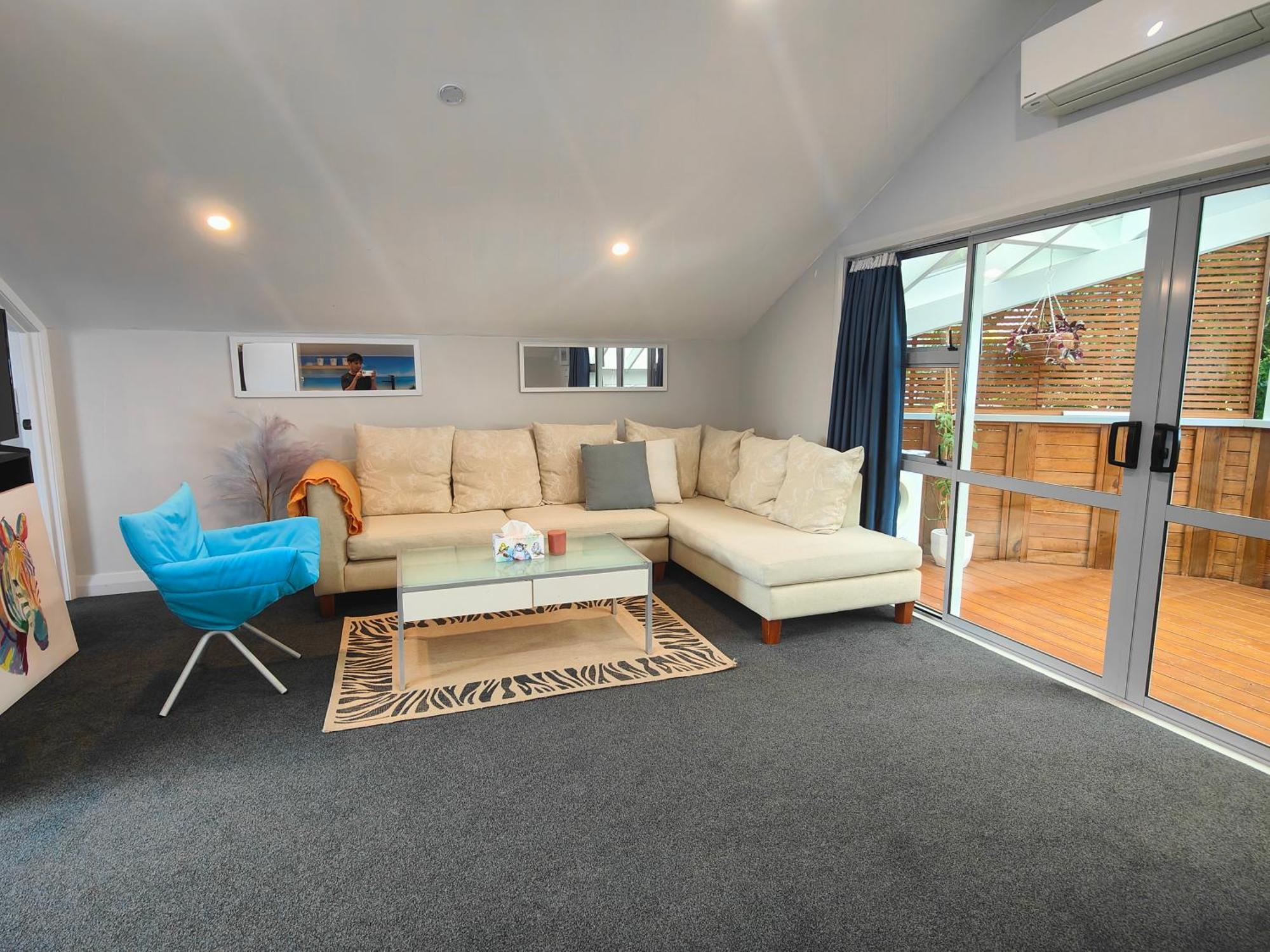Welcome To Howick Auckland Exterior photo